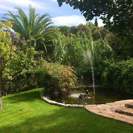 Great Double Bedroom In Beautiful Quinta - Qr07 게스트하우스 라고스